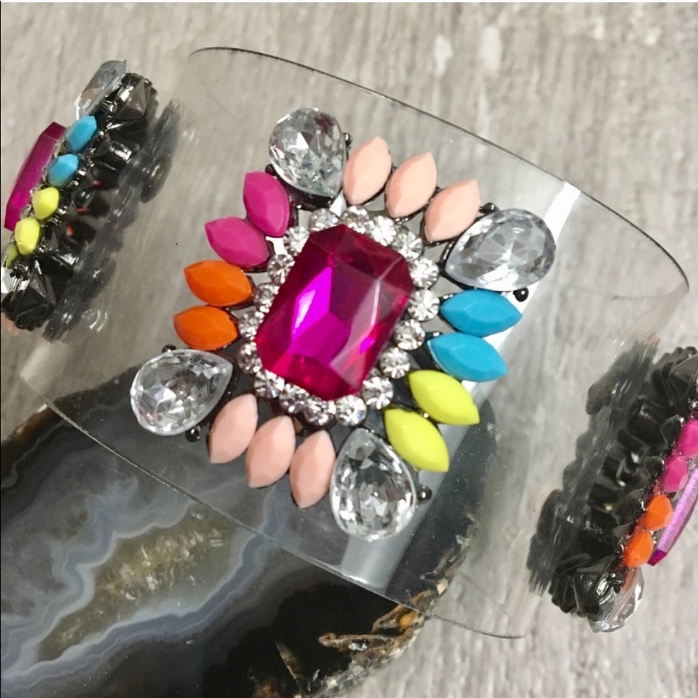🌺Multi Colored Resin & Rhinestone Cuff Bracelet